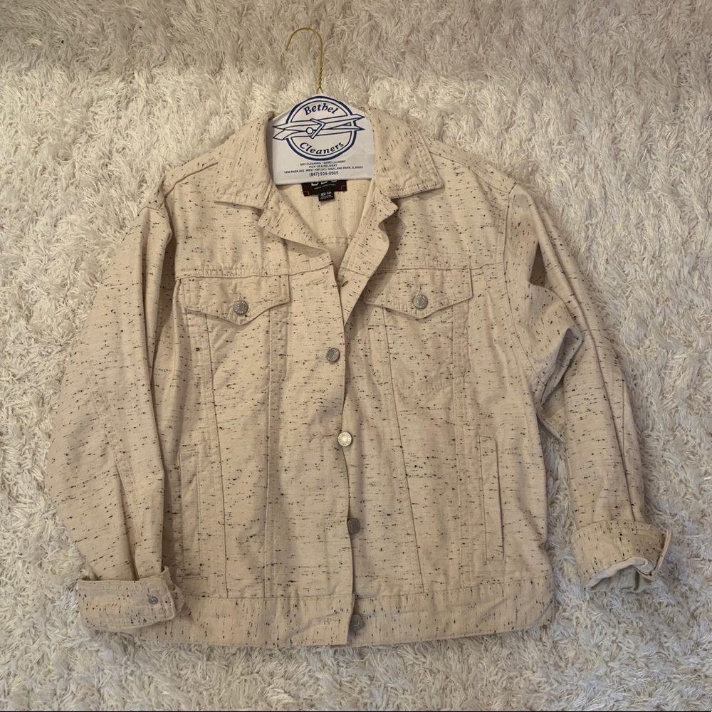 UO BDG 80s Cookies ‘n Cream Trucker Jean Jacket